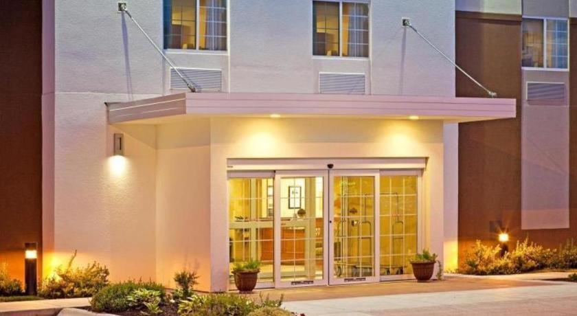 Candlewood Suites Bellevue Dış mekan fotoğraf